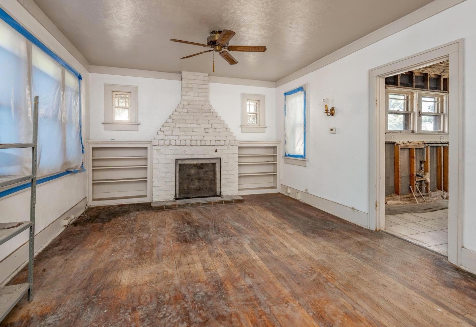 1912 N Park Pl photo 2