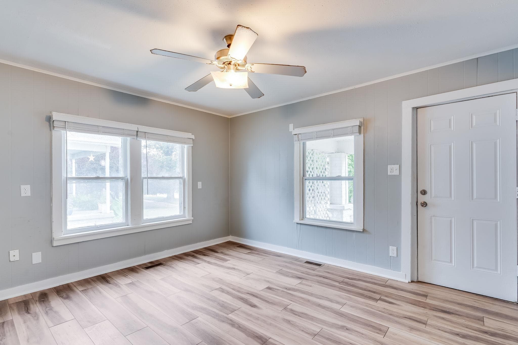 2041 S Wichita St photo 4