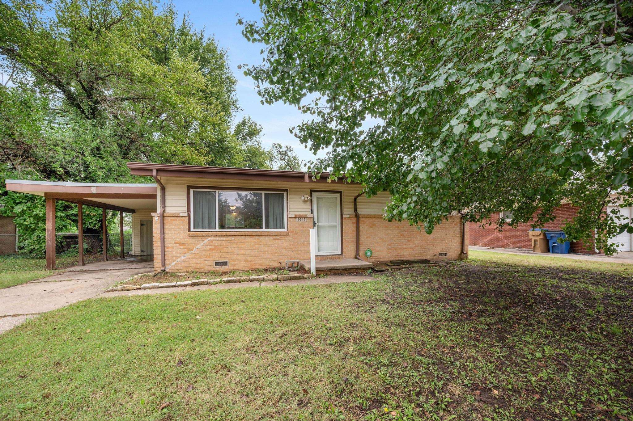 1448 N Prairie Ln