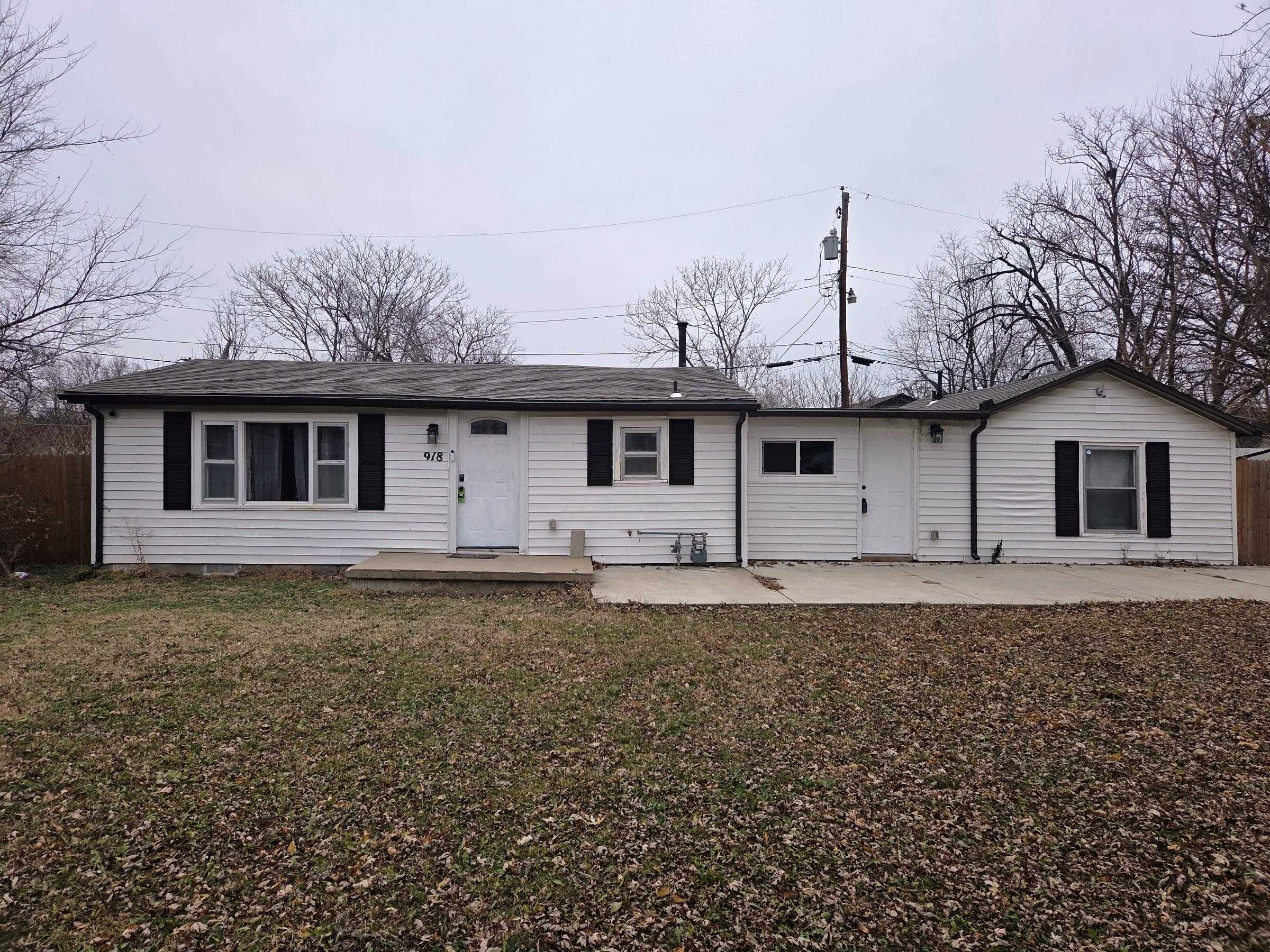 918 S Sedgwick