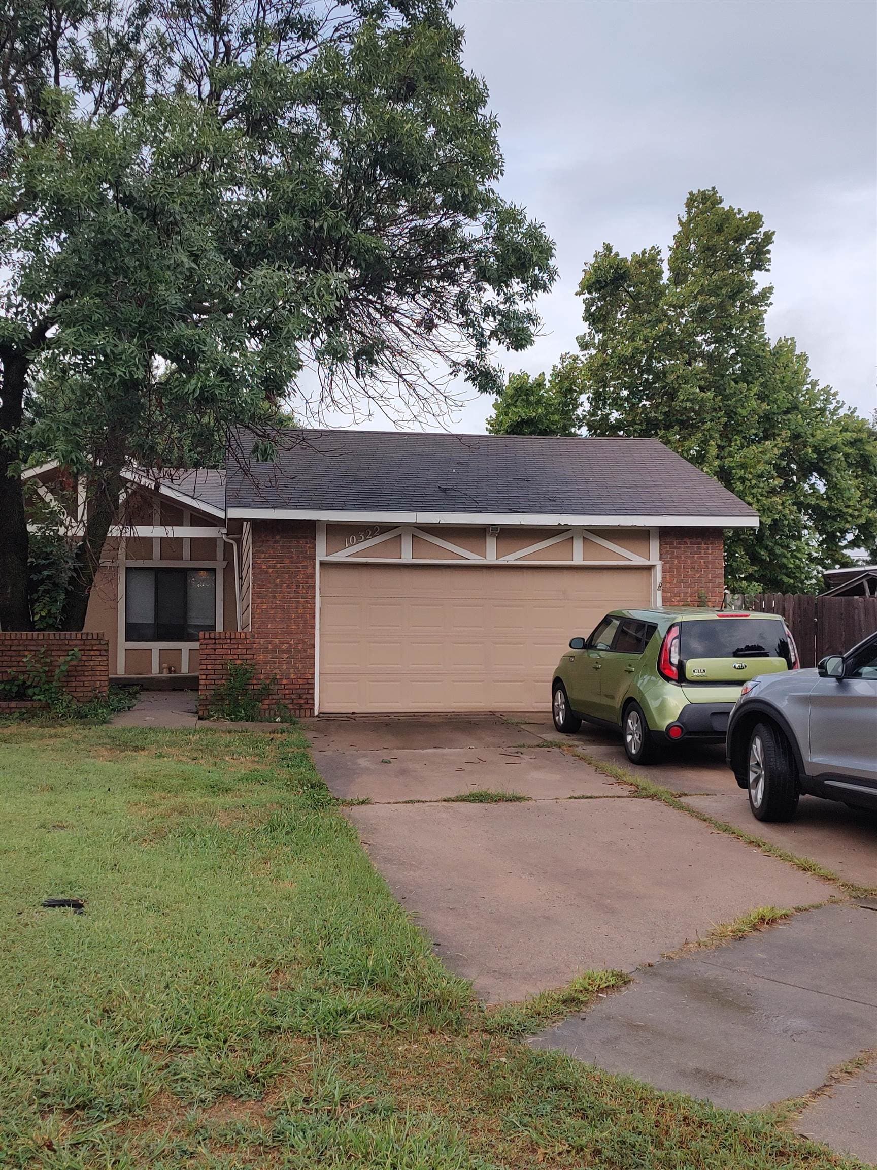 10322 W Merton Ct