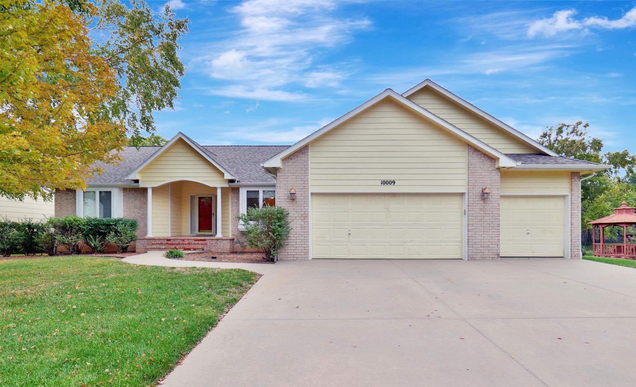 10009 W Britton