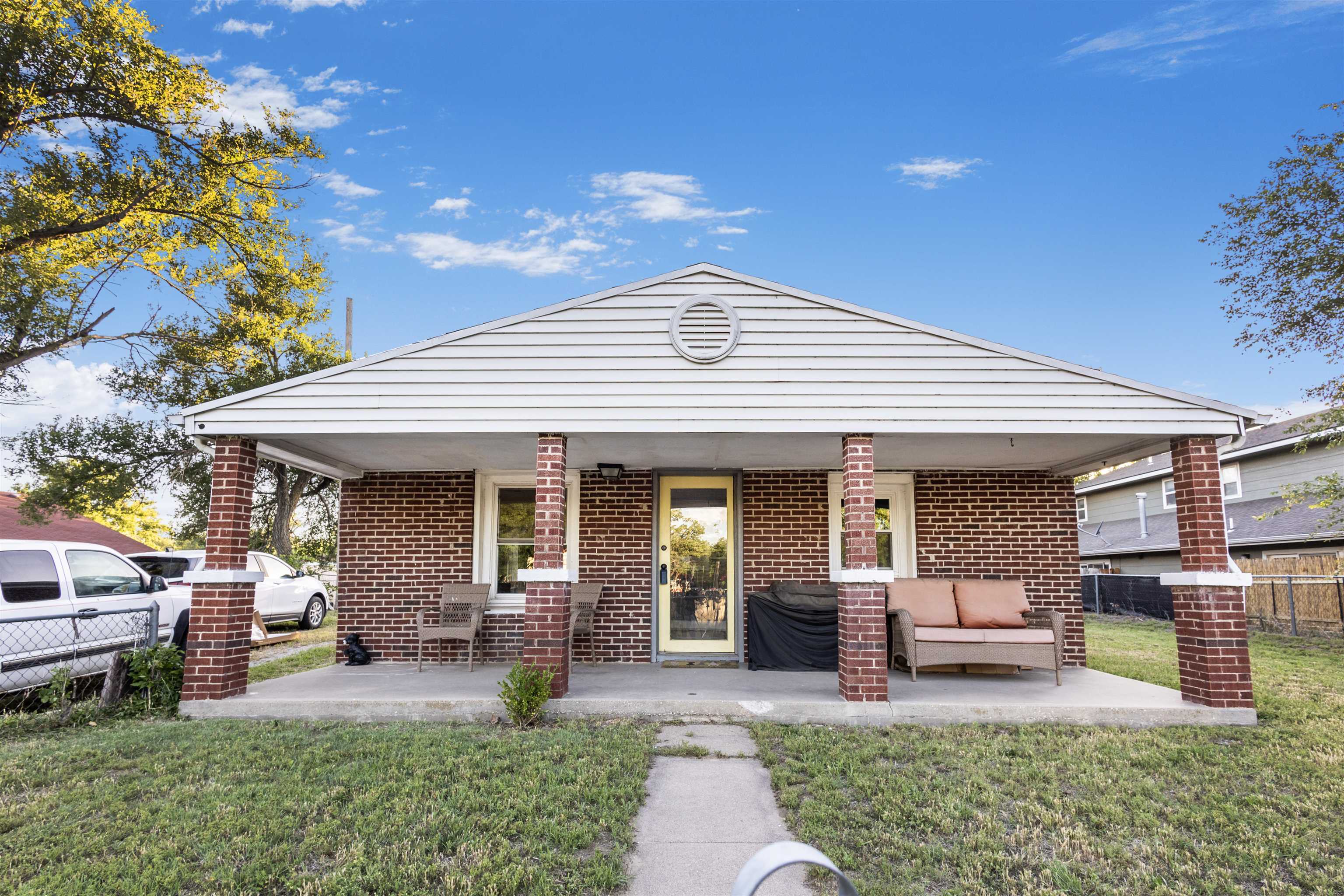 1125 N Meridian Ave