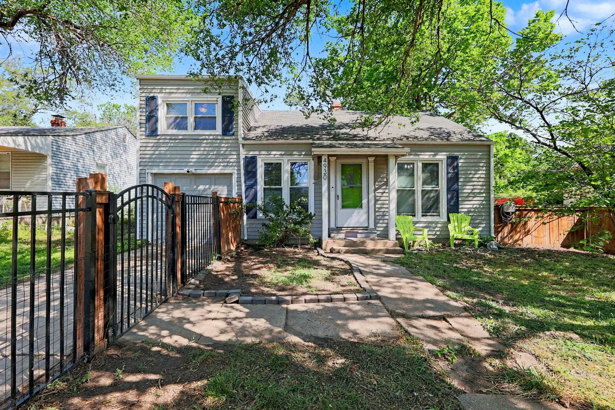 4930 E Pine