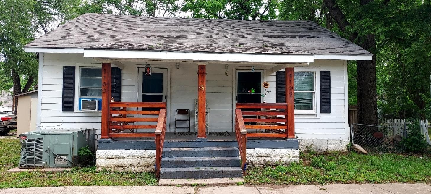 1100 S Wichita