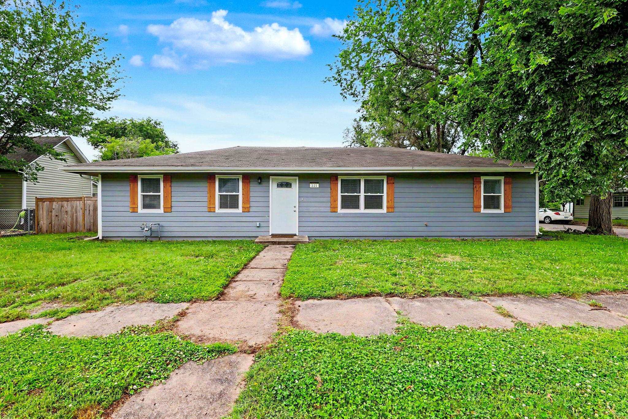 221 W Main