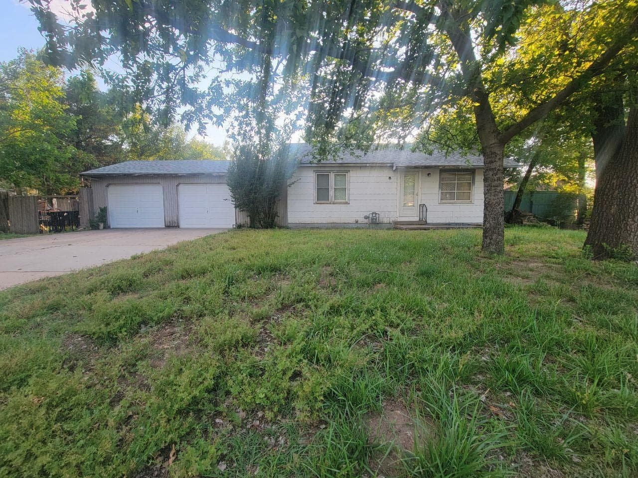 761 N Arapaho