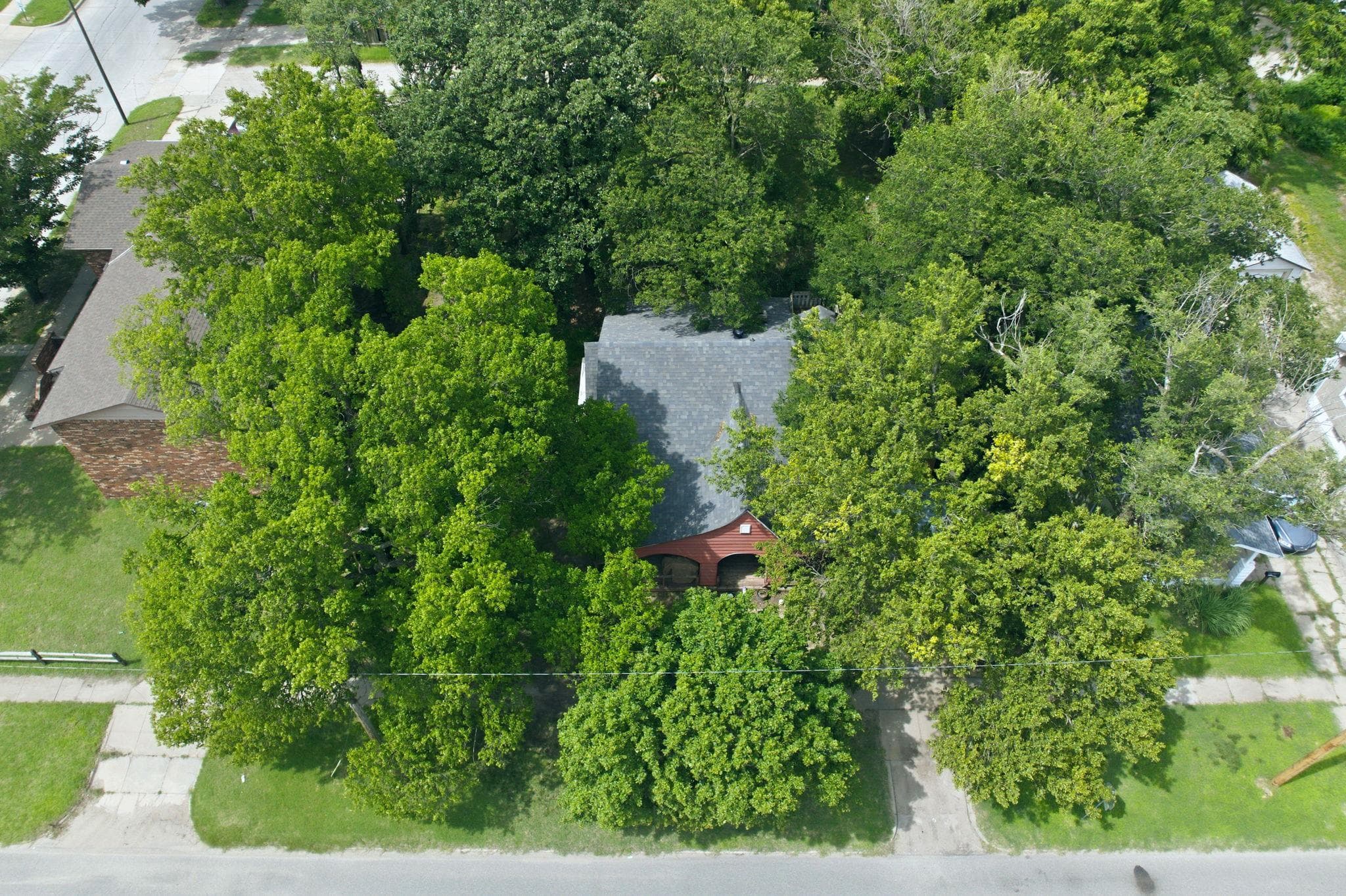 3140 W Maple