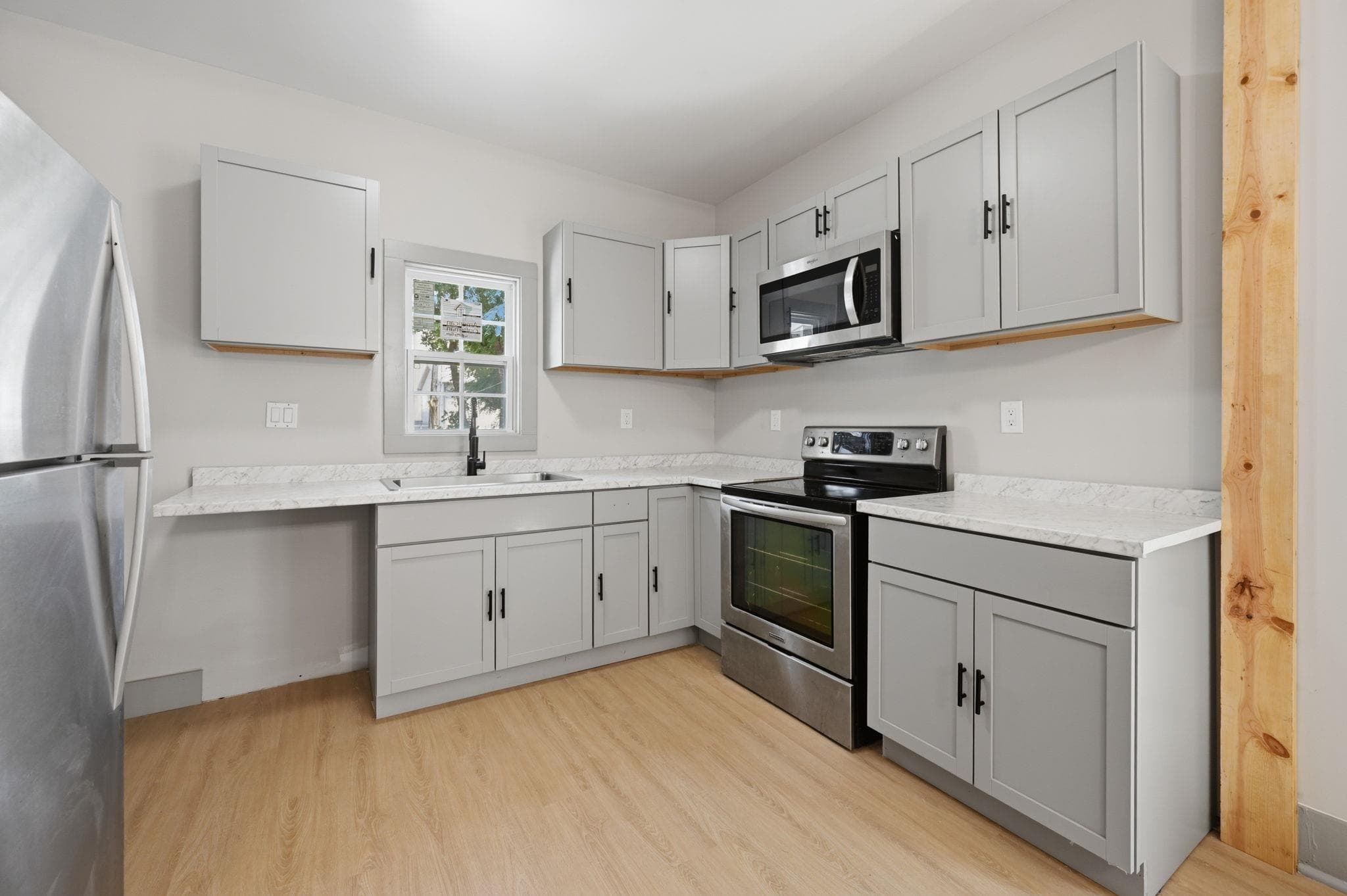 1604 N Saint Francis