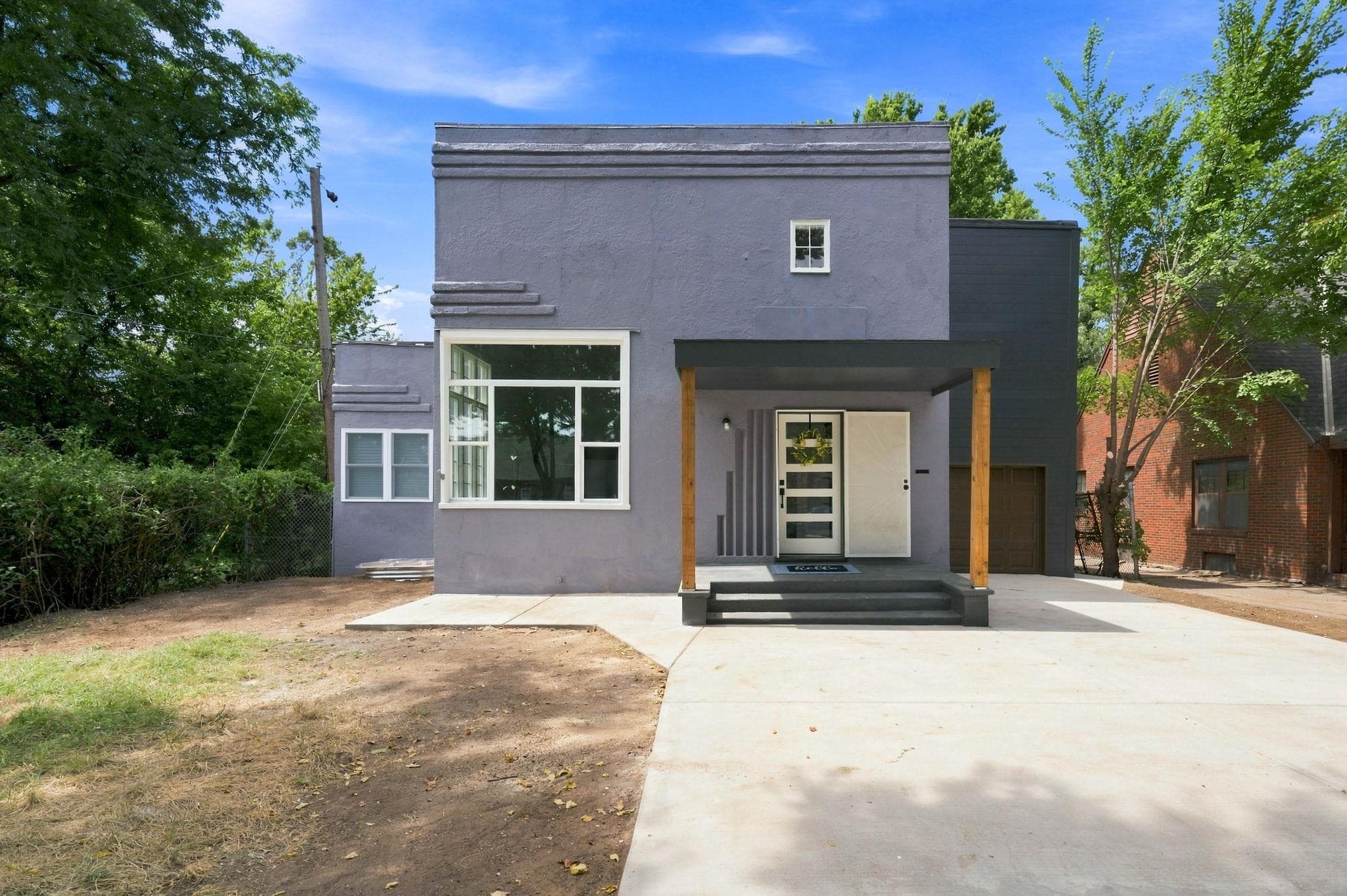617 N Bluff