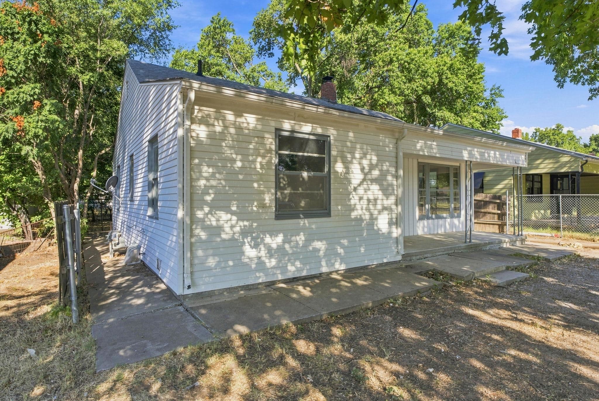 815 N Oliver Ave