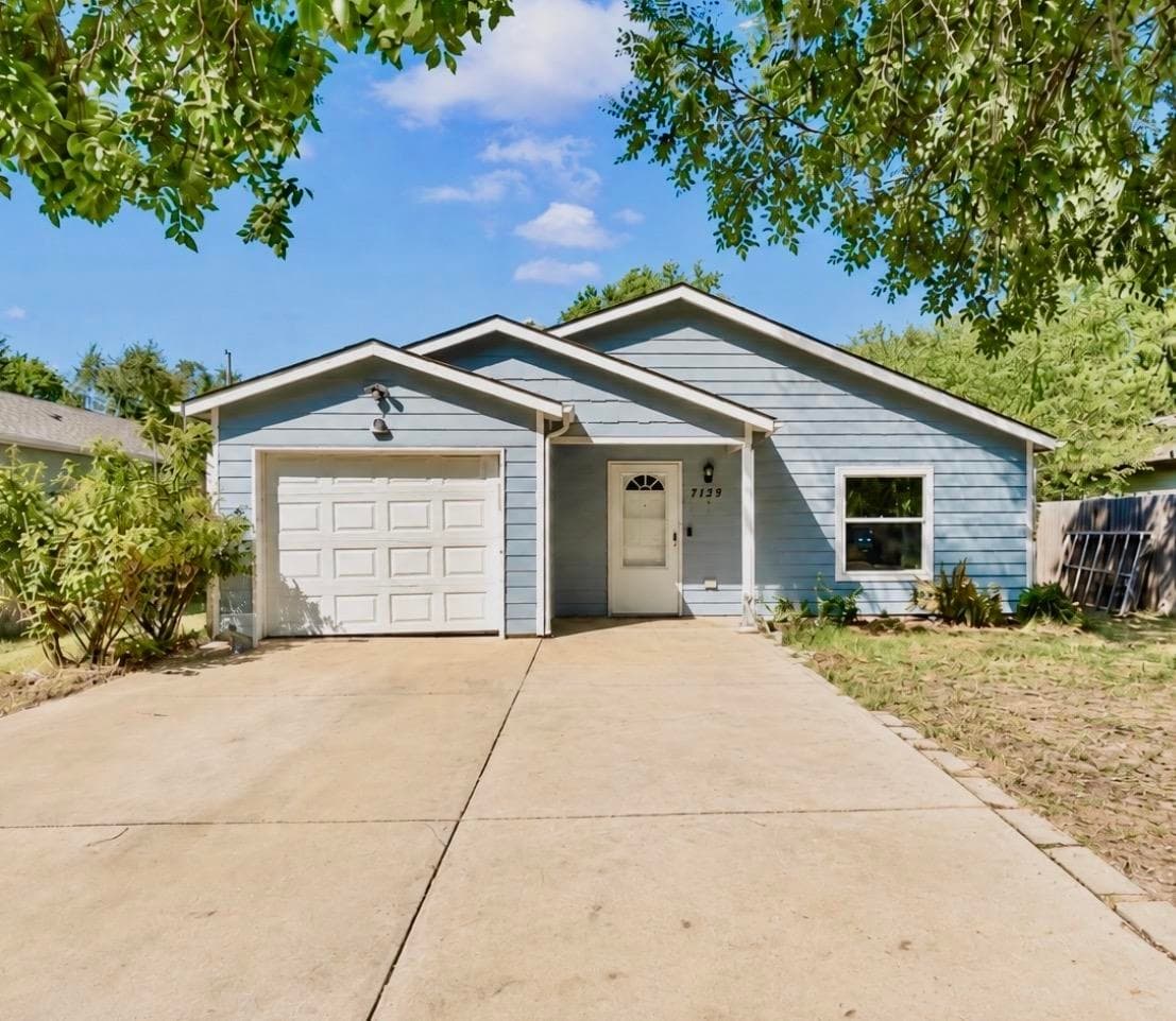 1143 N Estelle Ave.