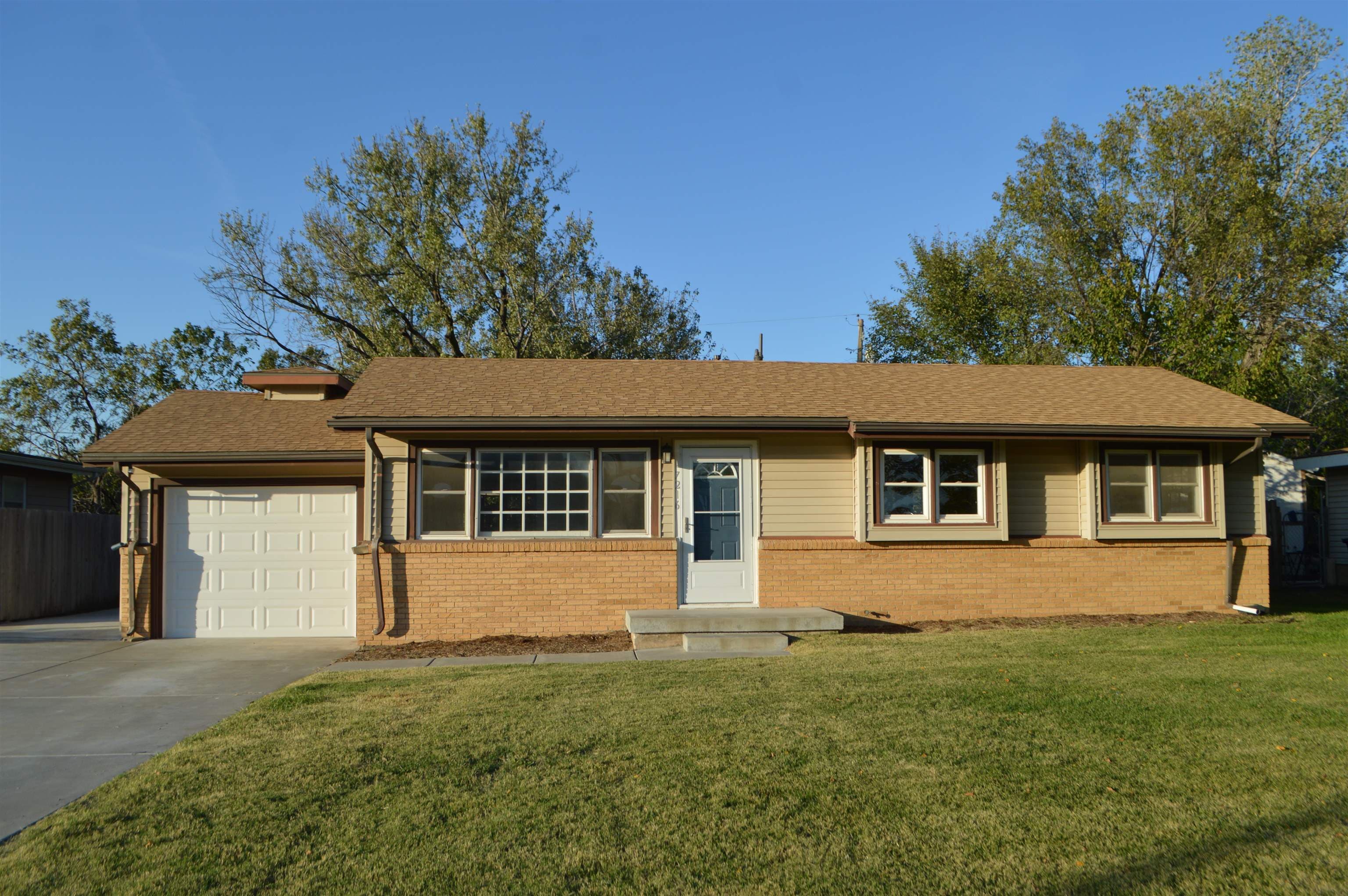 7216 W 12th St N.